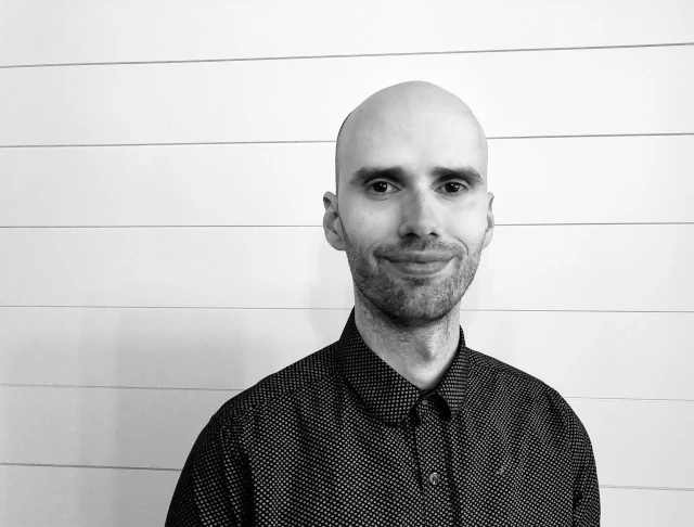 Headshot-BW-scaled